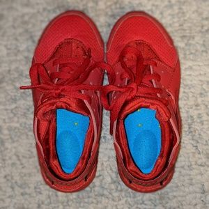Boys Nike Huarache shoes Size 12c